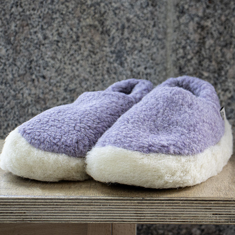 Alwero hot sale wool slippers