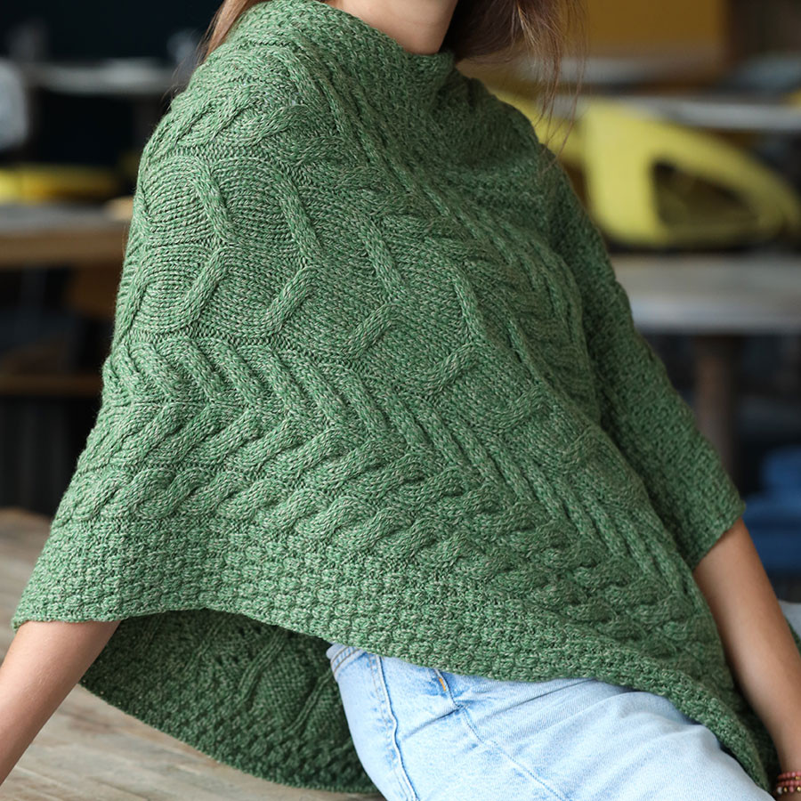 Aran Woollen Mills Moore Twisted Green Supersoft Poncho