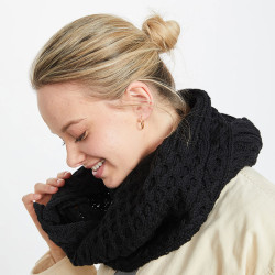 Snood Nid d'Abeille Noir Aran Woollen Mills